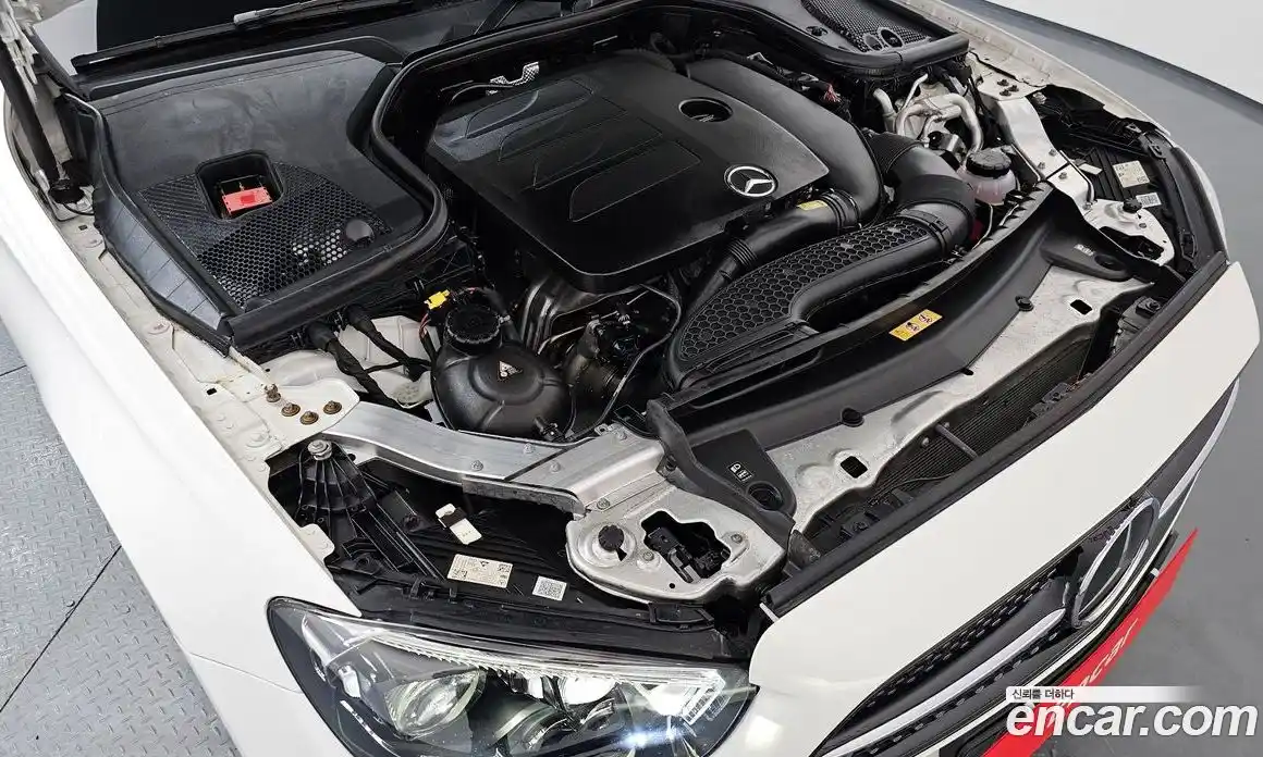 Mercedes-Benz E-Class 2021 2.0 Автомат в Москве № 143257, фото 5