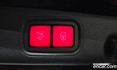 Mercedes-Benz E-Class 2022 2.0 Автомат в Москве № 143637, миниатюра 3