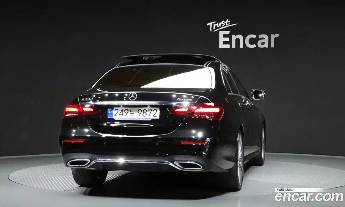 Mercedes-Benz E-Class 2022 2.0 Автомат в Москве № 143637, фото 4