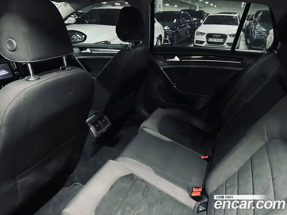 Volkswagen Golf 2015 2.0 Автомат в Москве № 146981, фото 12