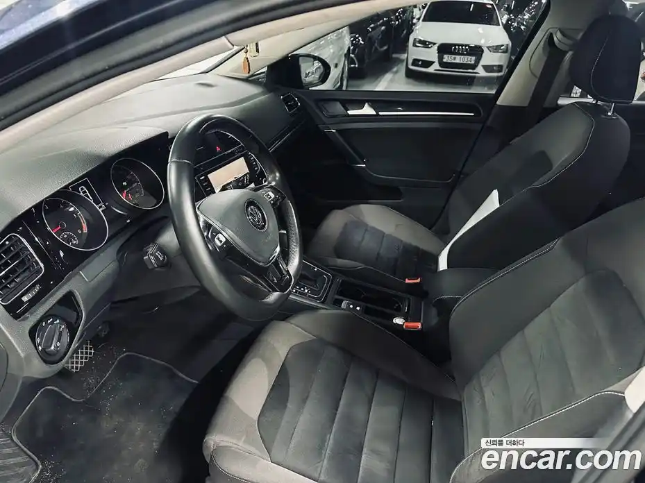 Volkswagen Golf 2015 2.0 Автомат в Москве № 146981, фото 6