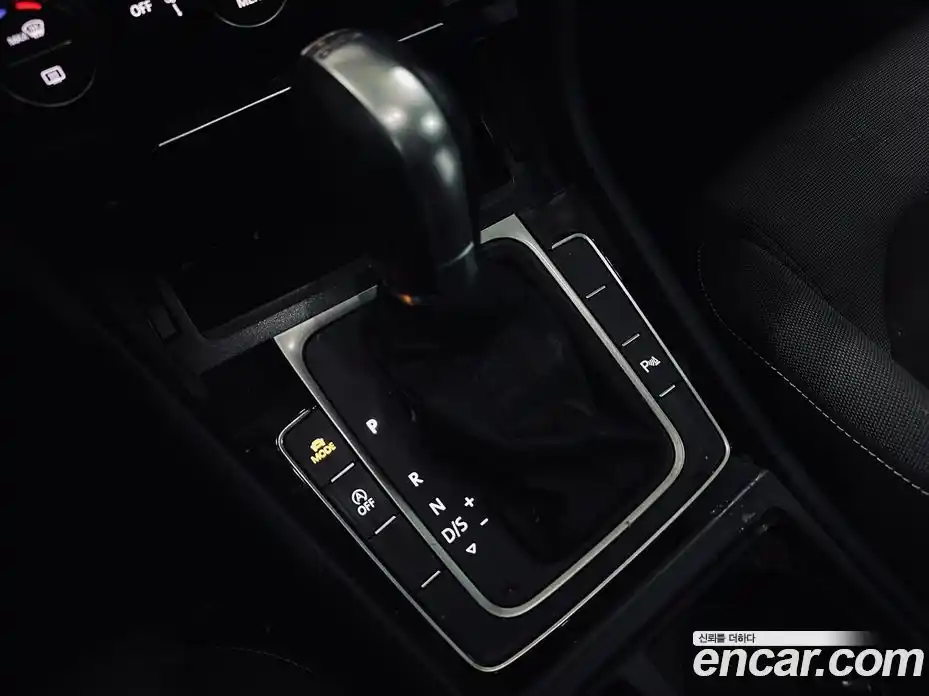 Volkswagen Golf 2015 2.0 Автомат в Москве № 146981, фото 10