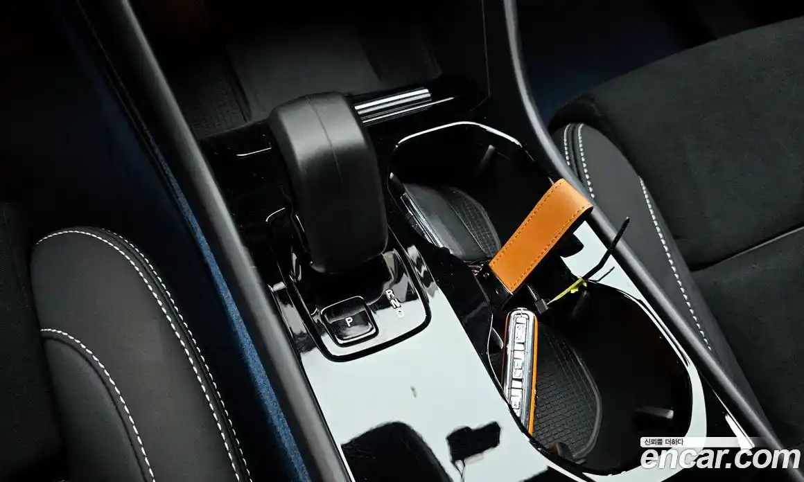 Volvo C40 2024 0.2 Автомат в Москве № 153553, фото 13