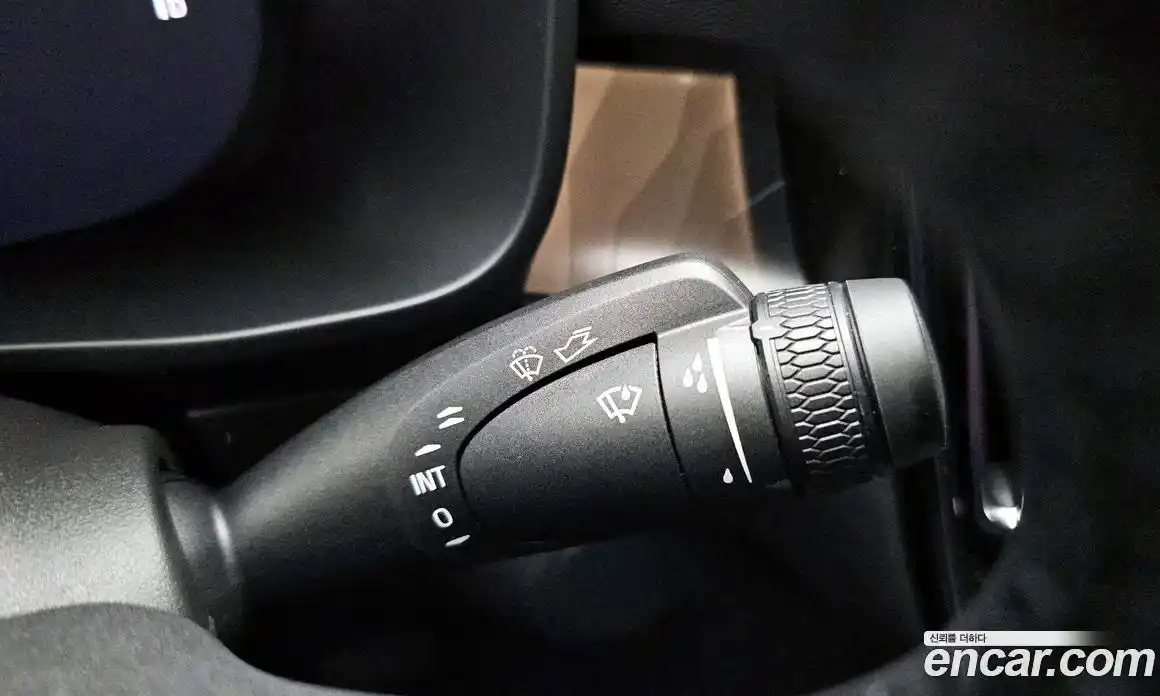 Volvo C40 2024 0.2 Автомат в Москве № 153553, фото 14