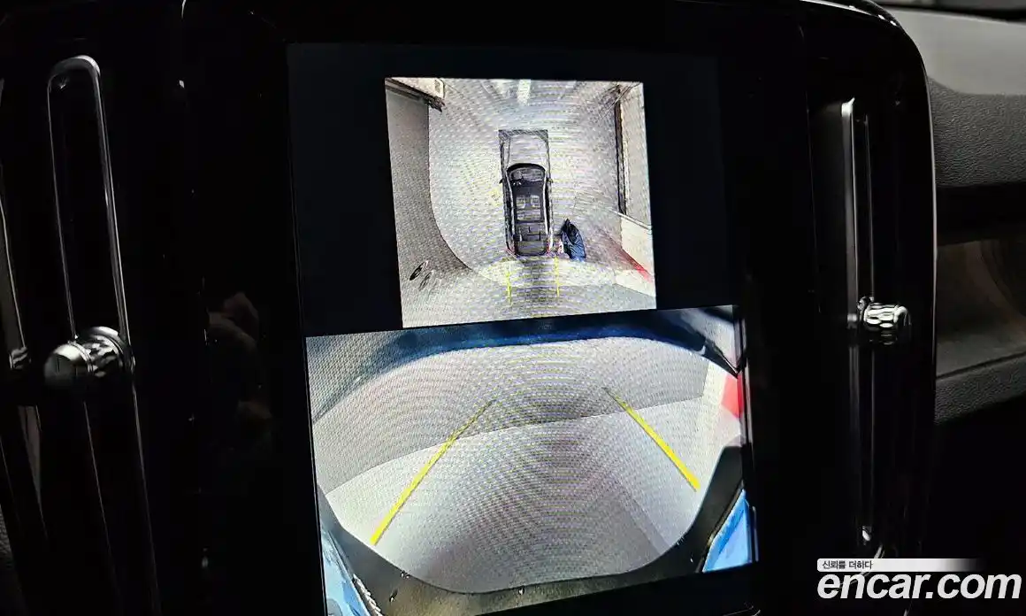 Volvo C40 2024 0.2 Автомат в Москве № 153553, фото 15