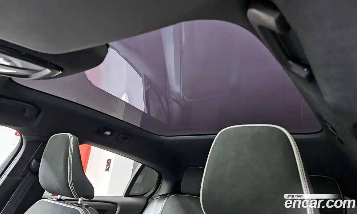 Volvo C40 2024 0.2 Автомат в Москве № 153553, фото 18