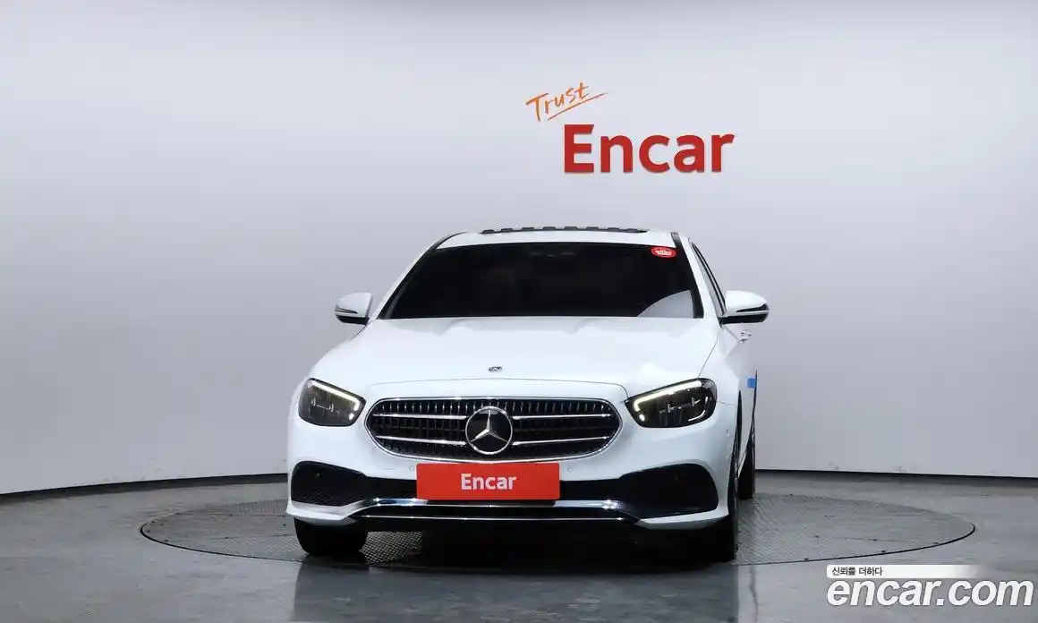 Mercedes-Benz E-Class 2021 2.0 Автомат в Москве № 160626, фото 14