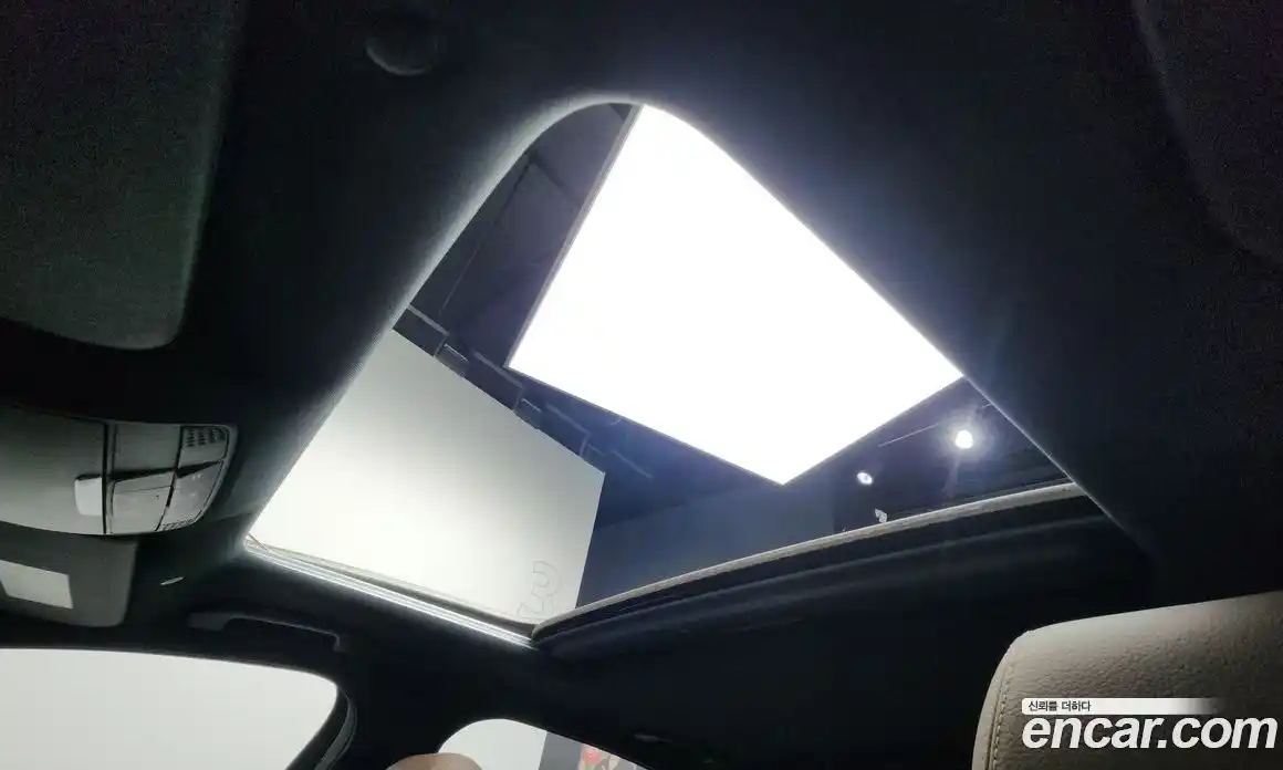 Mercedes-Benz E-Class 2021 2.0 Автомат в Москве № 160626, фото 3