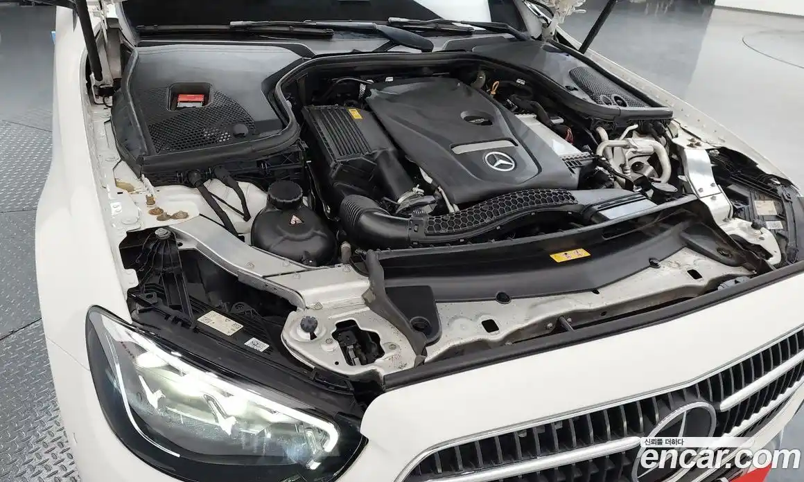 Mercedes-Benz E-Class 2021 2.0 Автомат в Москве № 160626, фото 5