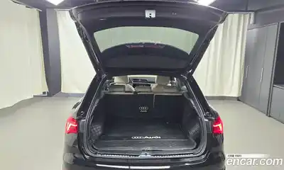 Audi Q3 2023 2.0 Автомат в Москве № 163005, миниатюра 6