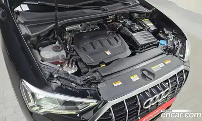 Audi Q3 2023 2.0 Автомат в Москве № 163005, миниатюра 9