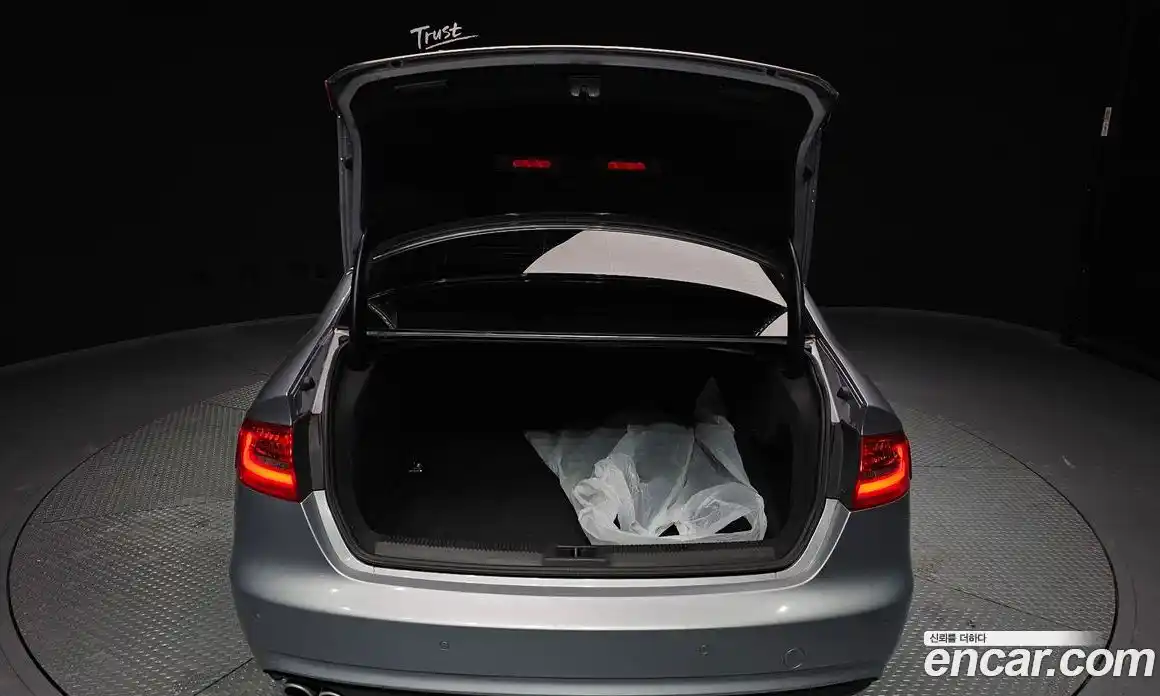 Audi A4 2015 2.0 Автомат в Москве № 163598, фото 20