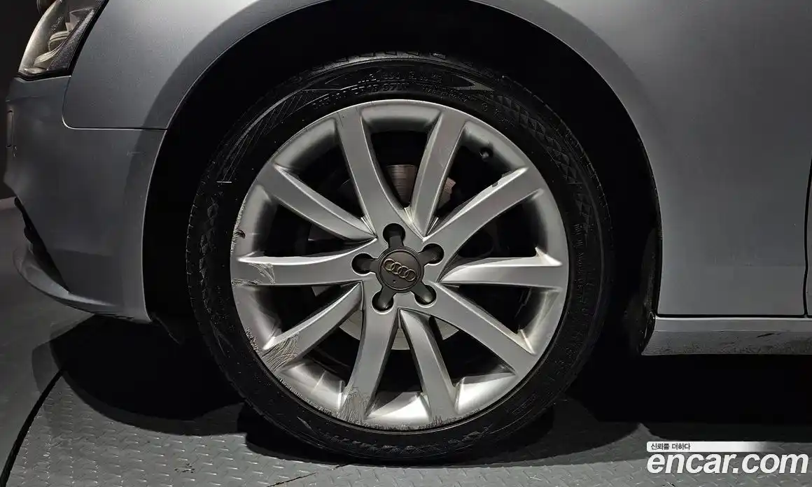 Audi A4 2015 2.0 Автомат в Москве № 163598, фото 5