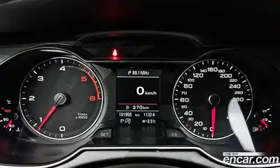 Audi A4 2015 2.0 Автомат в Москве № 163598, миниатюра 8