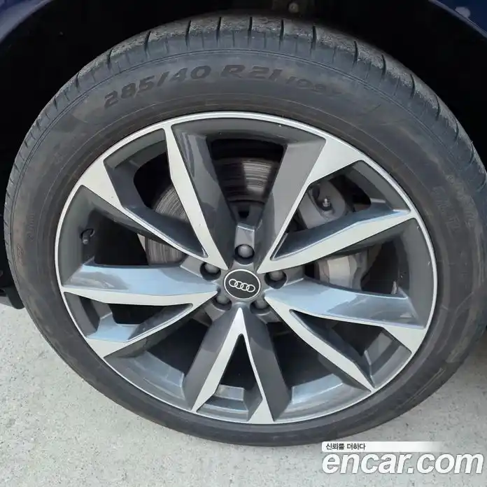 Audi Q7 2023 3.0 Автомат в Москве № 163947, фото 16