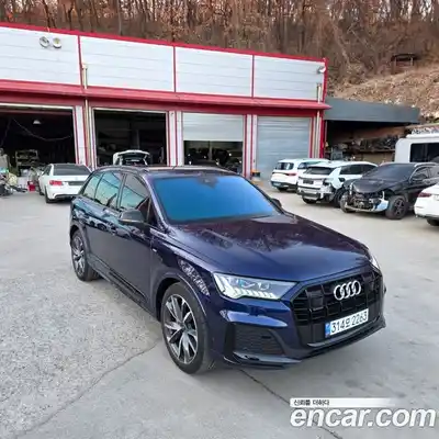 Audi Q7 2023 3.0 Автомат в Москве № 163947, миниатюра 6