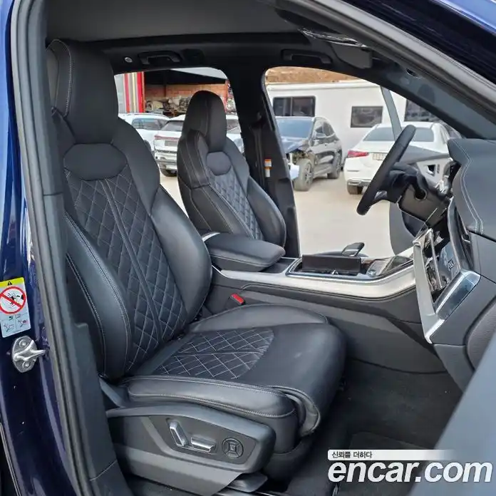 Audi Q7 2023 3.0 Автомат в Москве № 163947, фото 9