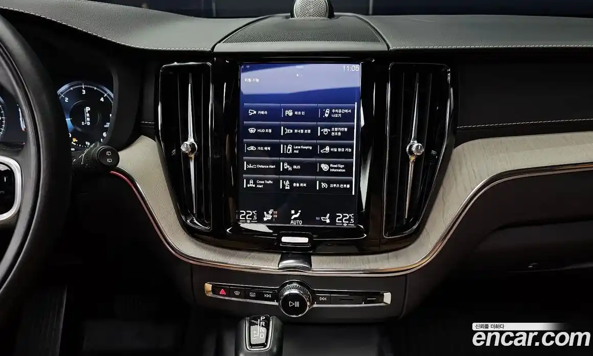 Volvo XC60 2020 2.0 Автомат в Москве № 164642, фото 16