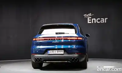 Porsche Cayenne 2024 3.0 Автомат в Москве № 164977, миниатюра 4