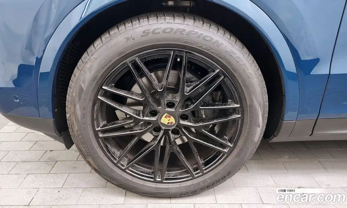 Porsche Cayenne 2024 3.0 Автомат в Москве № 164977, фото 6