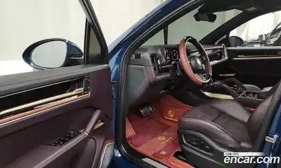 Porsche Cayenne 2024 3.0 Автомат в Москве № 164977, миниатюра 10