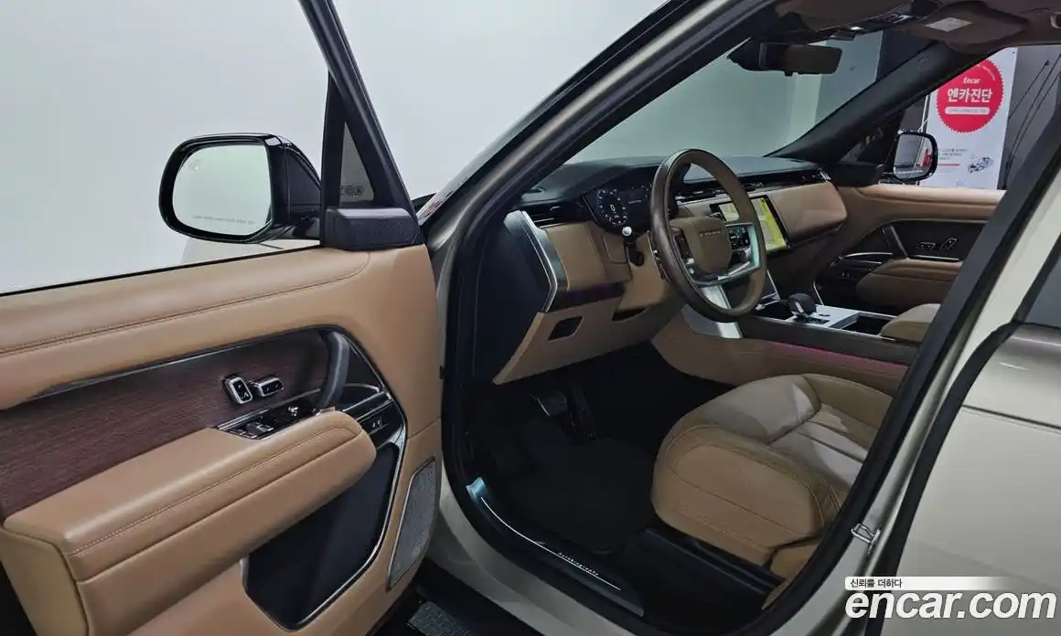 Land Rover Range-Rover 2024 4.4 Автомат в Москве № 166082, фото 8