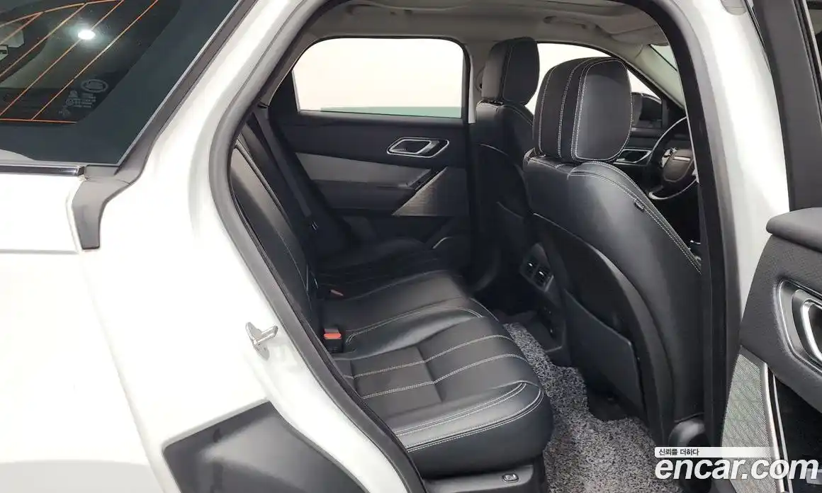 Land Rover Range-Rover Velar 2018 2.0 Автомат в Москве № 166148, фото 13