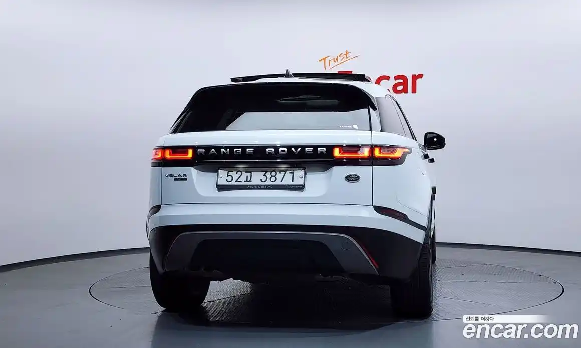 Land Rover Range-Rover Velar 2018 2.0 Автомат в Москве № 166148, фото 17