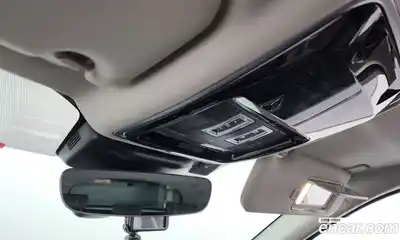 Land Rover Range-Rover Velar 2018 2.0 Автомат в Москве № 166148, миниатюра 8