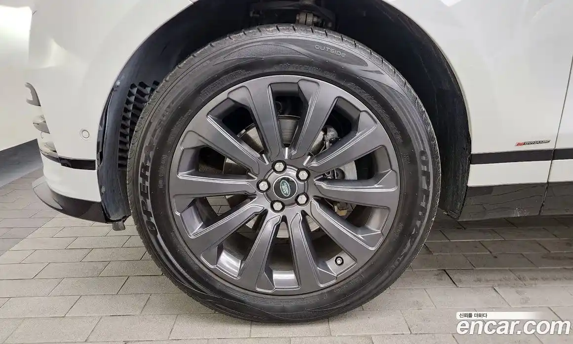 Land Rover Range-Rover Velar 2019 2.0 Автомат в Москве № 166250, фото 5