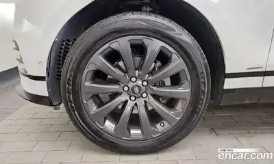 Land Rover Range-Rover Velar 2019 2.0 Автомат в Москве № 166250, миниатюра 5