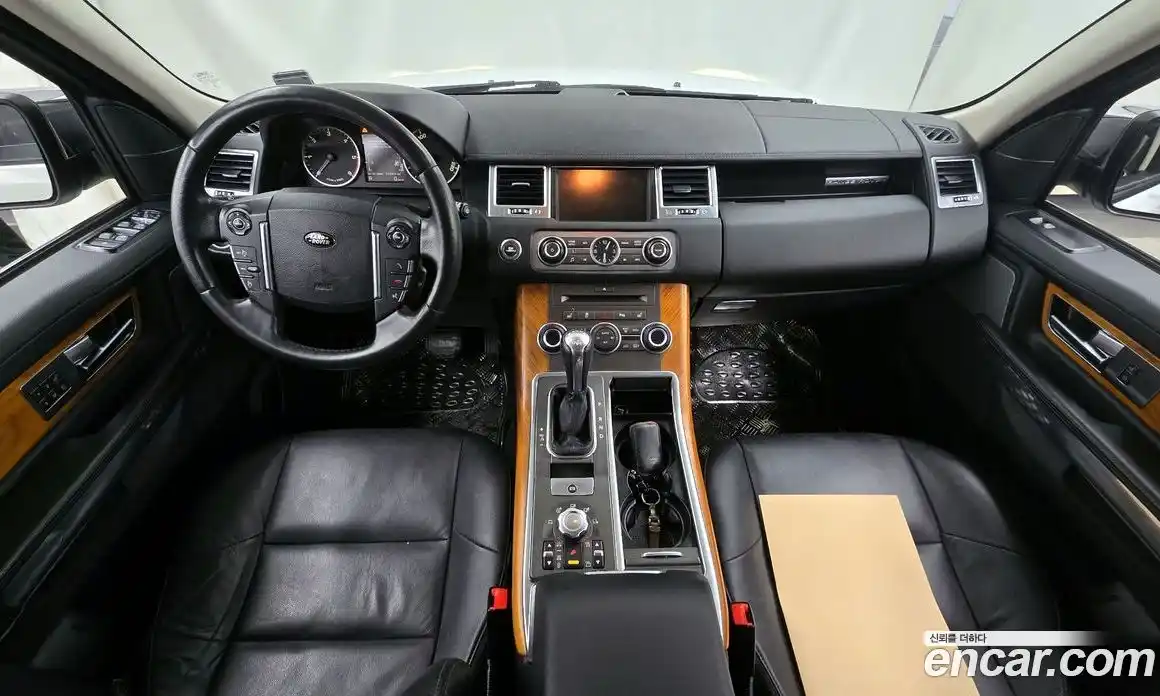 Land Rover Range-Rover Sport 2011 3.0 Автомат в Москве № 166598, фото 16