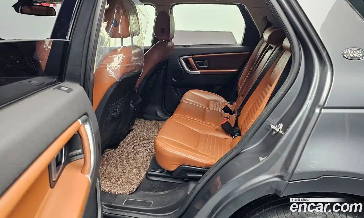 Land Rover Discovery Sport 2016 2.0 Автомат в Москве № 166697, фото 13