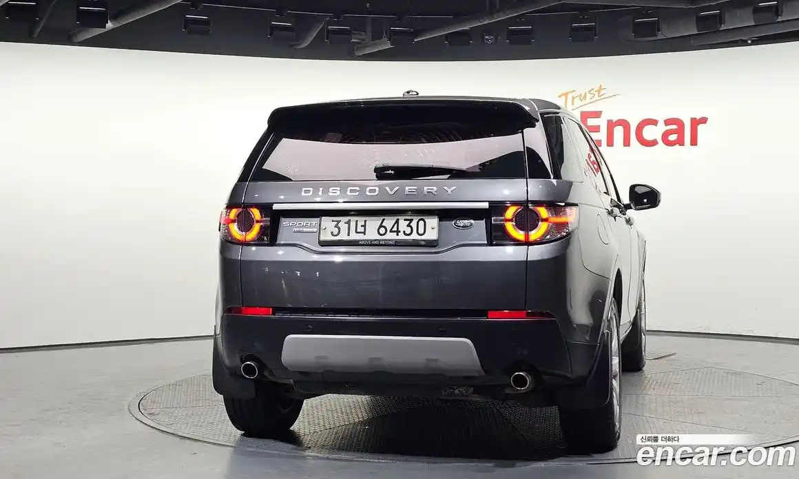 Land Rover Discovery Sport 2016 2.0 Автомат в Москве № 166697, фото 4