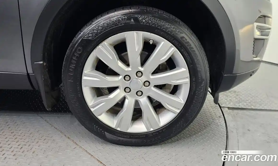 Land Rover Discovery Sport 2016 2.0 Автомат в Москве № 166697, фото 5