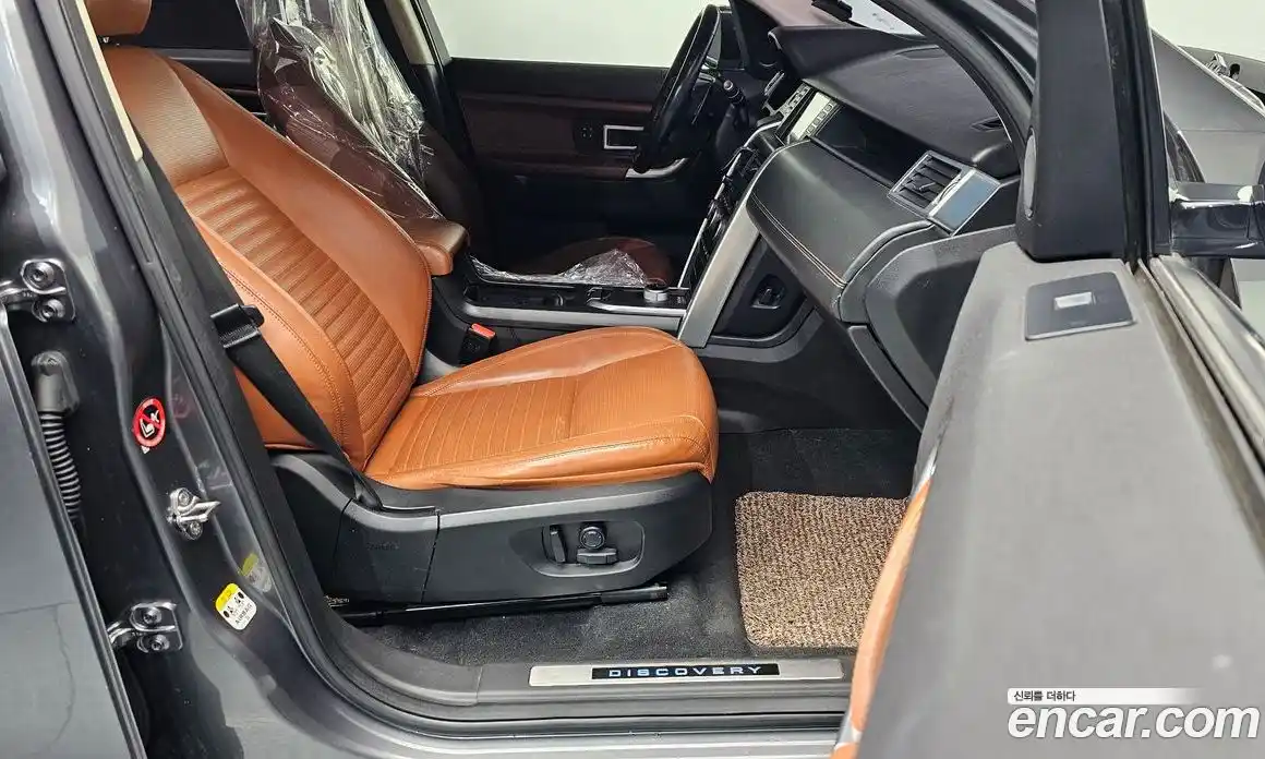 Land Rover Discovery Sport 2016 2.0 Автомат в Москве № 166697, фото 10