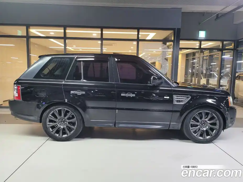 Land Rover Range-Rover Sport 2010 5.0 Автомат в Москве № 166894, фото 3
