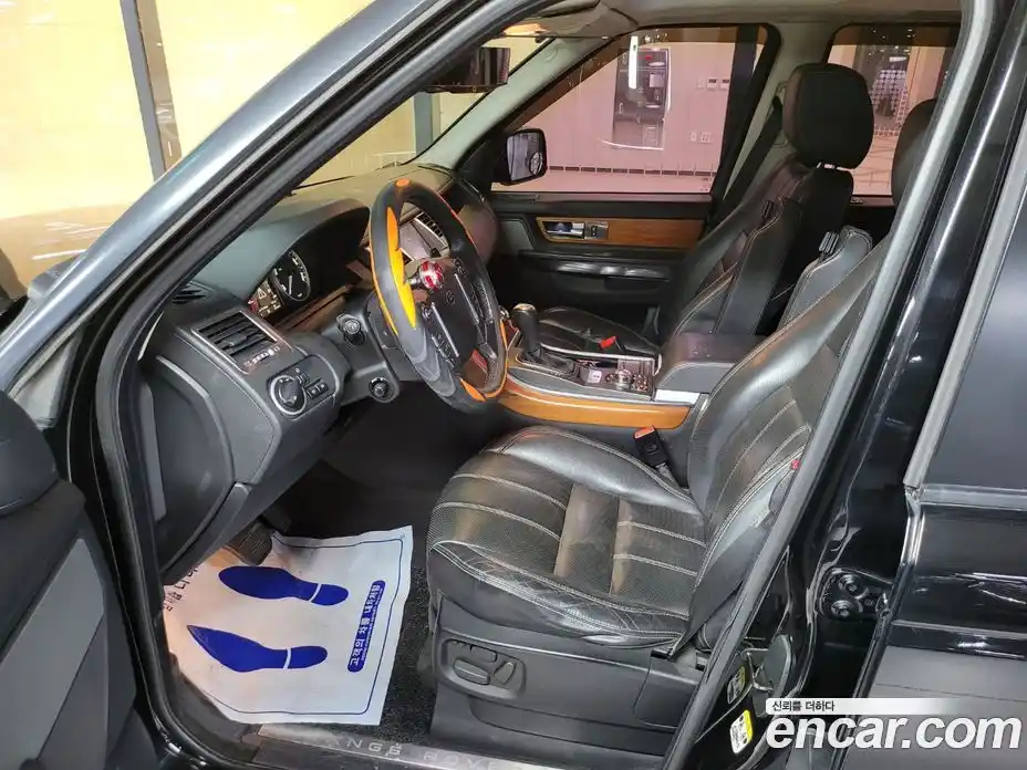 Land Rover Range-Rover Sport 2010 5.0 Автомат в Москве № 166894, фото 9