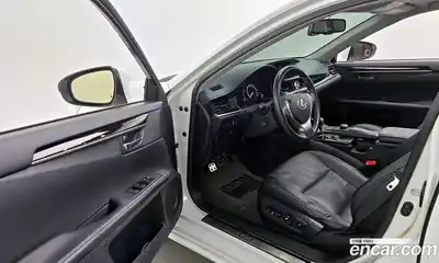 Lexus ES 2015 2.5 Автомат в Москве № 168285, миниатюра 6