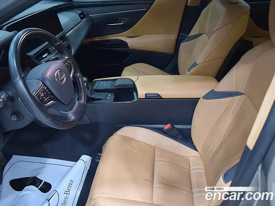 Lexus ES 2022 2.5 Автомат в Москве № 168331, фото 14