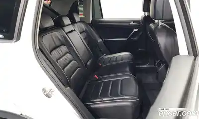 Volkswagen Tiguan 2022 2.0 Автомат в Москве № 168641, миниатюра 12