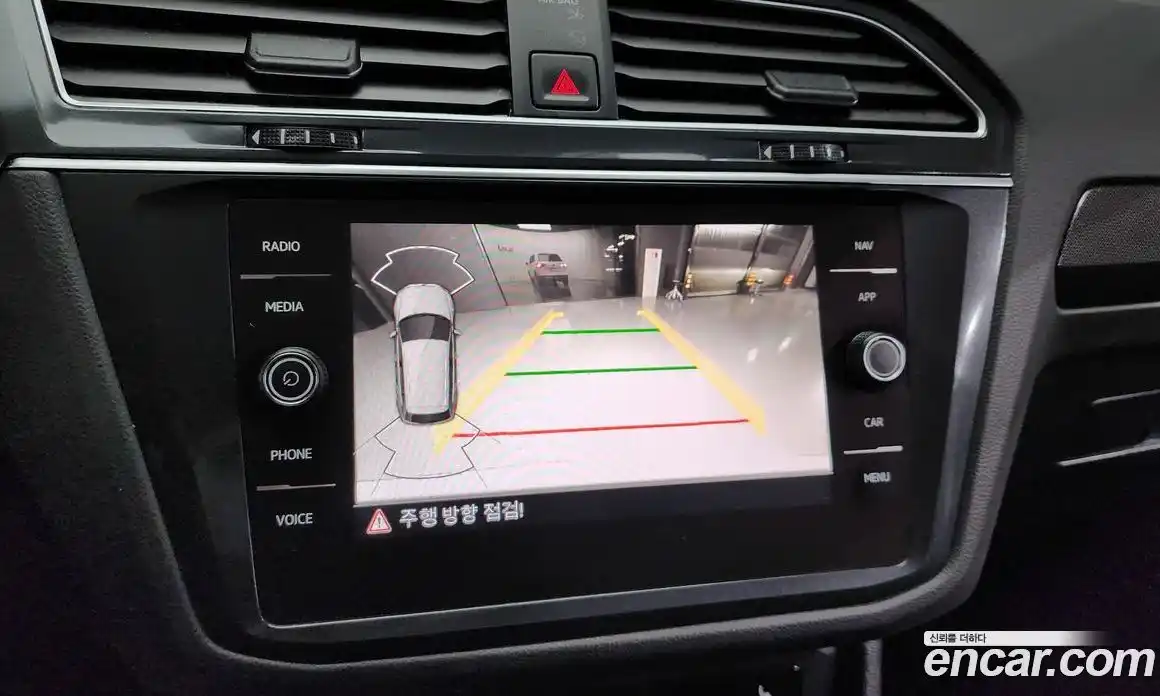 Volkswagen Tiguan 2022 2.0 Автомат в Москве № 168641, фото 15