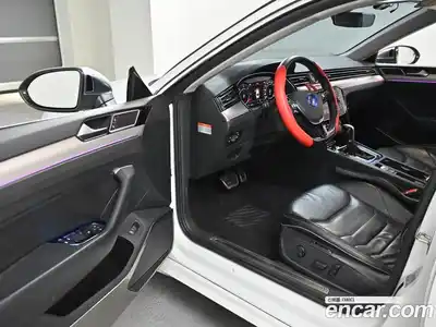 Volkswagen Arteon 2019 2.0 Автомат в Москве № 169269, миниатюра 11