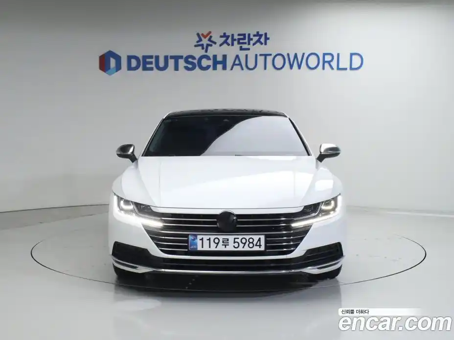Volkswagen Arteon 2019 2.0 Автомат в Москве № 169269, фото 3