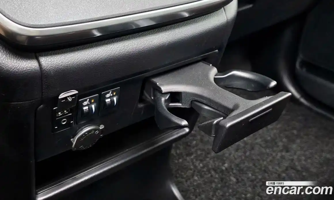 Toyota Sienna 2017 3.5 Автомат в Москве № 170228, фото 14