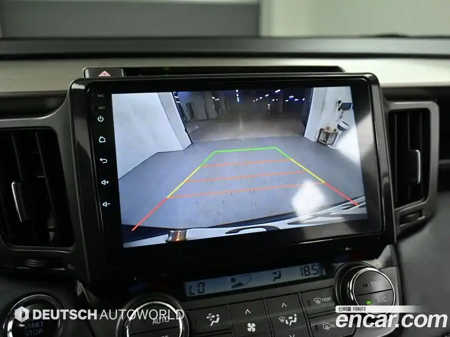 Toyota RAV4 2015 2.5 Автомат в Москве № 170325, фото 15