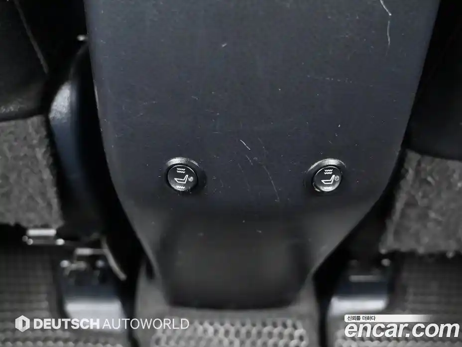 Toyota RAV4 2015 2.5 Автомат в Москве № 170325, фото 16