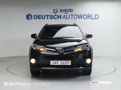 Toyota RAV4 2015 2.5 Автомат в Москве № 170325, миниатюра 3