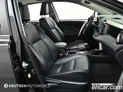 Toyota RAV4 2015 2.5 Автомат в Москве № 170325, миниатюра 10