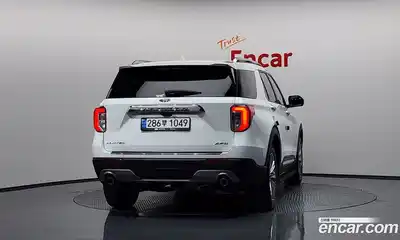 Ford Explorer 2022 2.3 Автомат в Москве № 170900, миниатюра 8